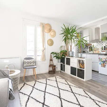 Beautiful And Bright Studio Near Belleville Lägenhet Paris