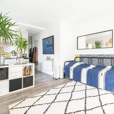 Lejlighed Beautiful And Bright Studio Near Belleville Paris