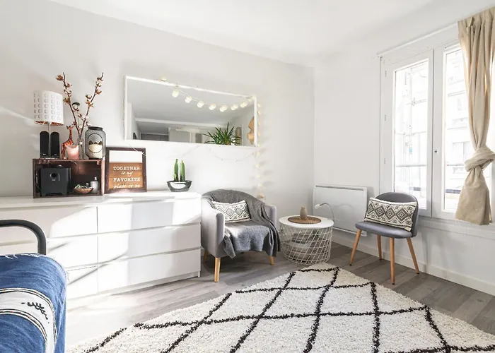 Apartman Beautiful And Bright Studio Near Belleville Párizs